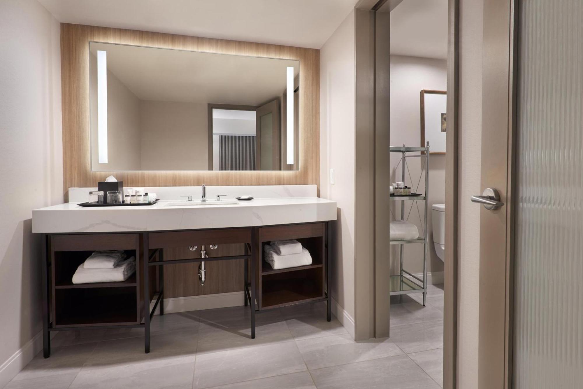 Le Centre Sheraton Montreal Hotel Ngoại thất bức ảnh